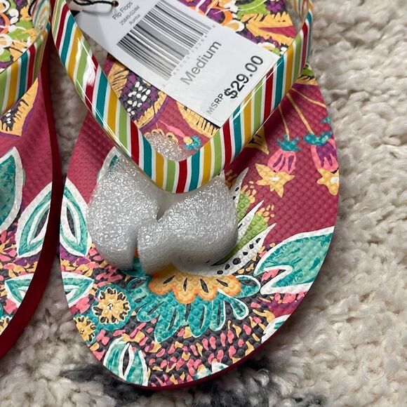 NWT Vera Bradley flip flops, Rumba, pink and green pattern, size medium (7-8) - Picture 3 of 9